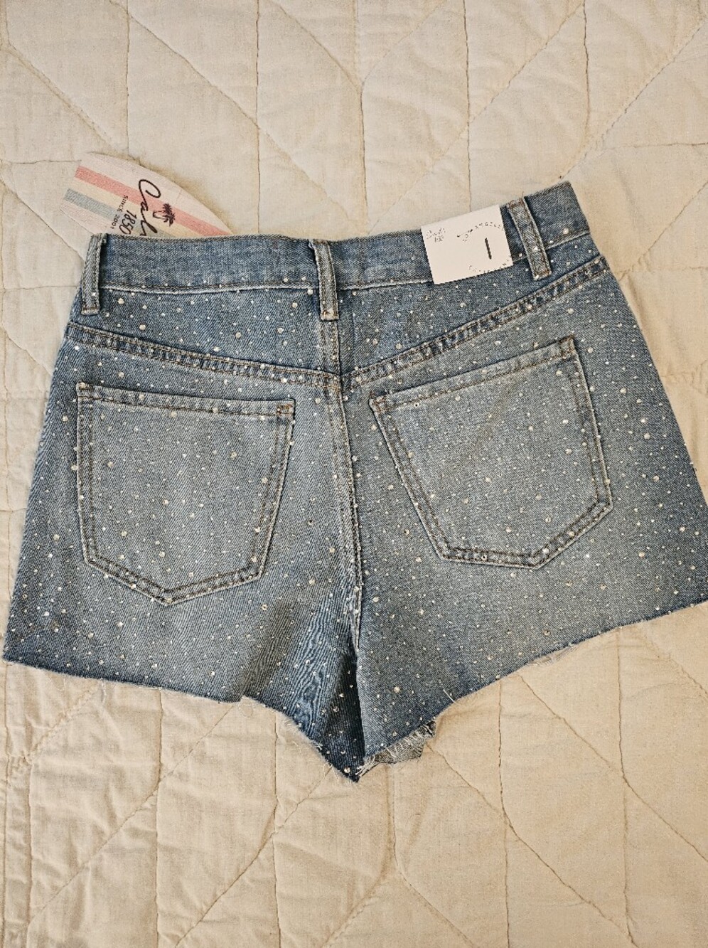 Cali 1850 - Light Wash Rhinestone Shorts- Size 1 (XS to S) - Picture 2 of 7